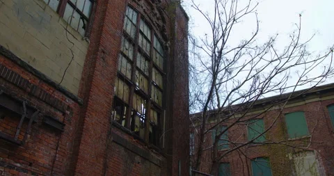 Broken old mill windows in the rain 動画素材 239292635
