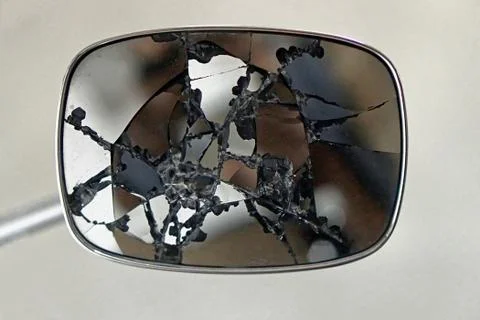 Broken rear view mirror Foto stock