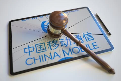 Broken tablet computer screen with logo of CHINA MOBILE and judge's gavel Stock-Illustration