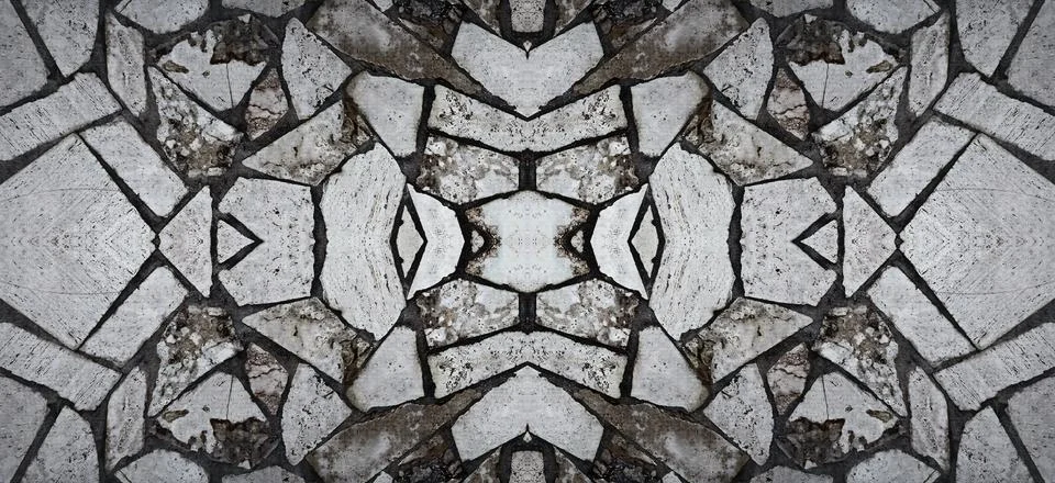 Broken Tiles Mosaic Pattern. Interior background. Tiled Wall. Symmetrical B.. Foto stock