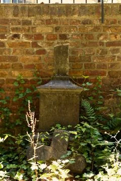 Broken tomb Stock Photos