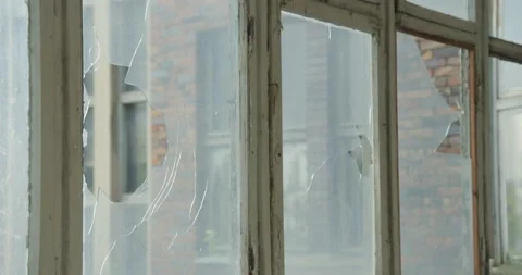 Broken window, Dresden, Germany Vídeo Stock 141443857