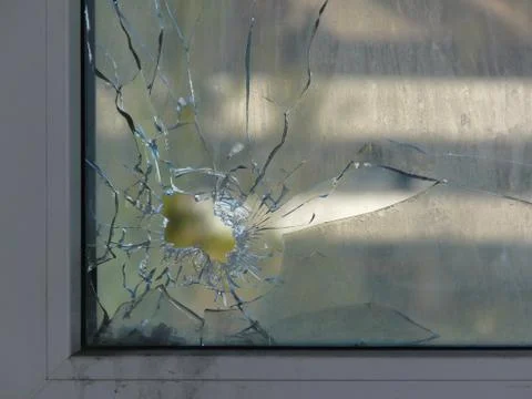 Broken Window Glass Stockfoto's