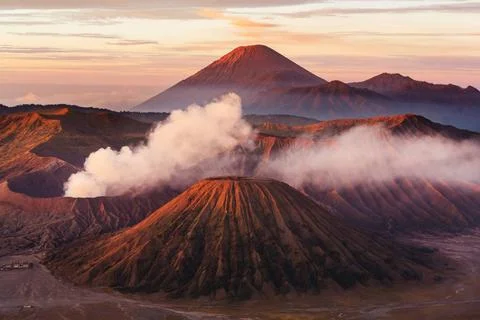 Bromo Bromo Volcano at Java, Indonesia Copyright: xZoonar.com/GalynaxAndru... Stock-Fotos