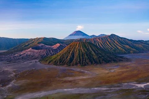 The Bromo, or Mount Bromo, is an active somma volcano 스톡 사진