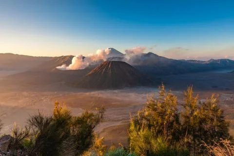 Bromo volcano at sunrise, Java, Indonesia Foto stock