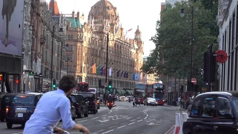 Brompton Road Harrods (Various Clips) Stock Footage 93462904