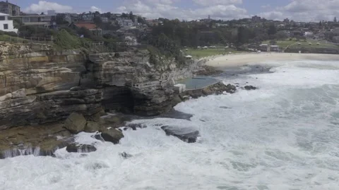 Bronte Baths | Scenic Waves | Circling Drone Shot | 4k HDR 스톡 동영상 207718854