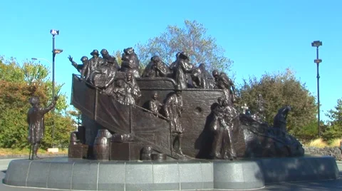 Bronze Statue Stock Footage 40684420