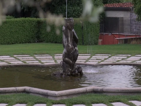 Bronze statue fountain Stock Footage 80631495