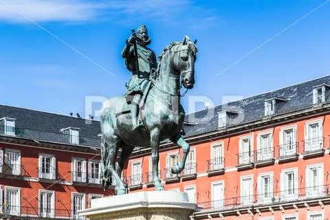 Bronze statue of King Philip III on the Plaza Mayor, Madrid, Spain. It's the Stock Photos