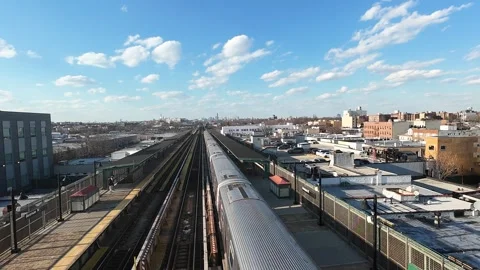 Brooklyn bound F local train on March 25, 2025 spring day 動画素材 305010373