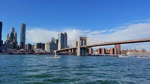 Brooklyn Bridge at daytime. Stock Footage 220321700