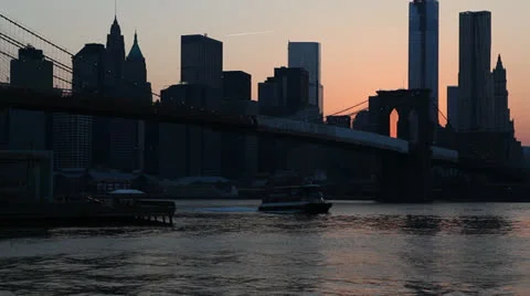 Brooklyn bridge with ferry Stock Footage 24638516