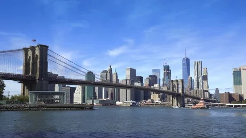 Brooklyn Bridge with lower Manhattan skylines - New York city Stock Footage 71068046