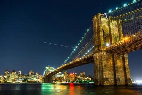 Brooklyn Bridge at night Фото