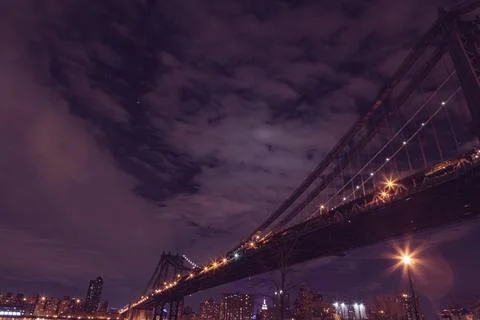 Brooklyn Bridge at night 스톡 사진