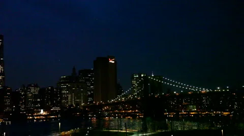 Brooklyn Bridge at night time Video stock 2185340