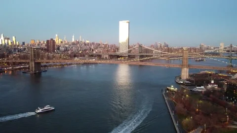 Brooklyn Bridge &amp; One Manhattan Square Drone Footage New York city 库存影片 146824340
