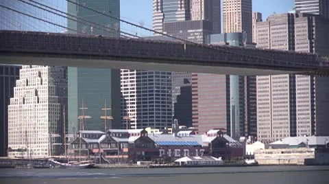 Brooklyn Bridge Pan Stock Footage 10759527