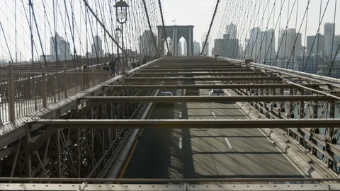 Brooklyn Bridge traffic Stock-Footage 117362296