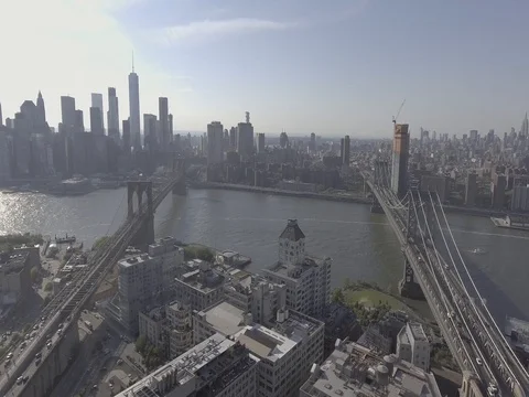Brooklyn &amp; Manhattan Bridge Stock Footage 75937273