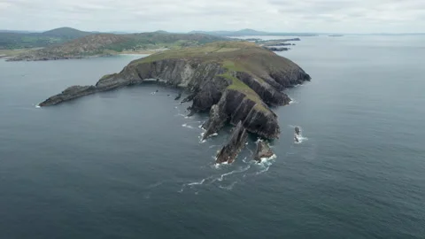 Brow Head - County Cork - Cinematic Aerial Drone Footage - Ireland 스톡 동영상 162330906
