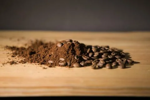 Brown coffee grounds, located as a background Stockfoto's