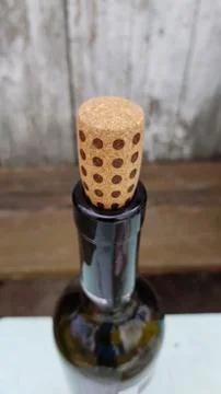 Brown dot pattern on natural cork of wine bottle Foto stock