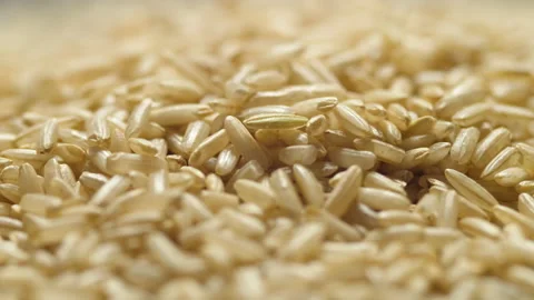 Brown rice - close-up, slow-motion Видео 138504658