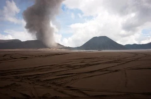 Brown sandy foot of the active Volcano mount Bromo in East Java, Indonesia. 스톡 사진