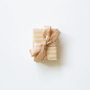Brown stripe pattern gift box isolated on white background Foto stock