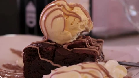 Browny icecream lovers Stock Footage 231870541