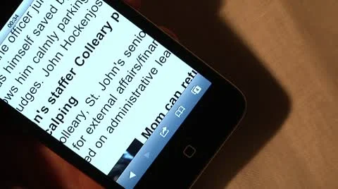 Browsing internet on ipod Stock-Footage 10747068
