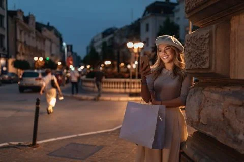 Browsing online Stock Photos