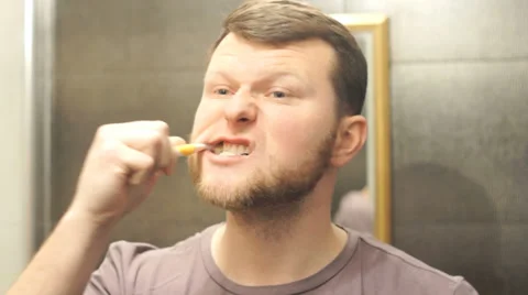 Brush teeth Video stock 33329063