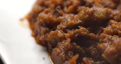 Brushetta tomato preparation rotating Stockbeeldmateriaal 280519494