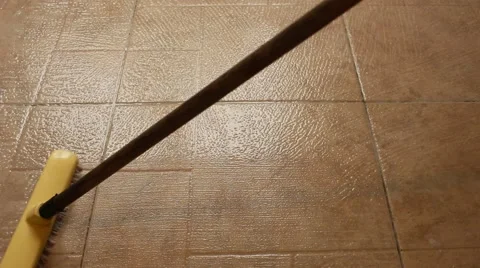 Brushing the tile Vídeo Stock 49669670