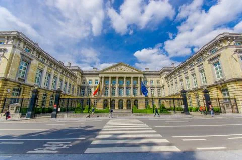 BRUSSELS, BELGIUM - 11 AUGUST, 2015: Palace of the Nation parliament building 스톡 사진