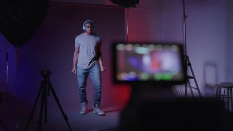 Video Of Guys Making Out Stock Videos – Royalty-Free HD & 4K Videos Pond5