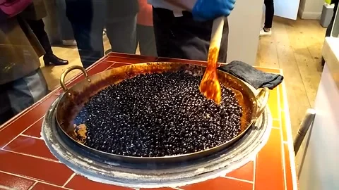 Bubble Tea Preparation with Tapioca Pearls (5th Oct 2019) 库存影片 344016449
