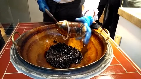 Bubble Tea Preparation with Tapioca Pearls (5th Oct 2019) Видео 344016454