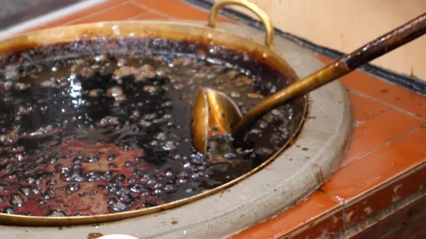 Bubble tea at tea stall in Ximending, Taiwan Stock Footage 260367145