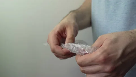 Bubble wrap Stock Footage 173406781