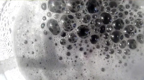 Bubbles and beer glass Video stock 47974766