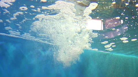 Bubbles in aquarium Stock Footage 8525348