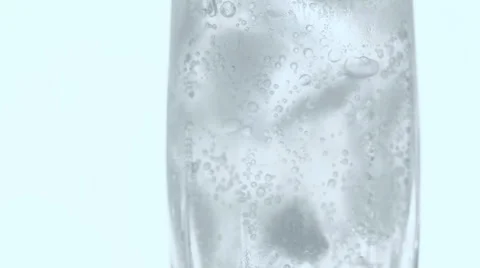 The bubbles in a glass of soda Stock-Footage 62895259