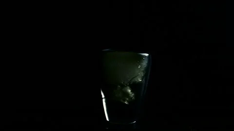 Bubbles Growing in Green Glass Video stock 68414968