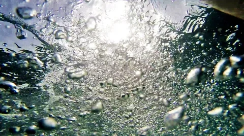 Bubbles rising to the surface. air bubbles in water in sea (underwater shot), Stock Footage 42951524