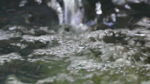 Bubbles on surface of water. Video stock 68710318